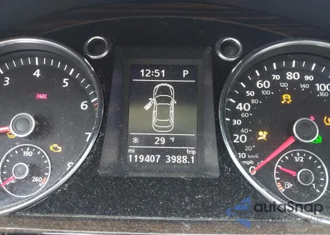 2017 Volkswagen Cc 2.0T Sport z USA, uszkodzony, nr VIN WVWKP7AN5HE502928